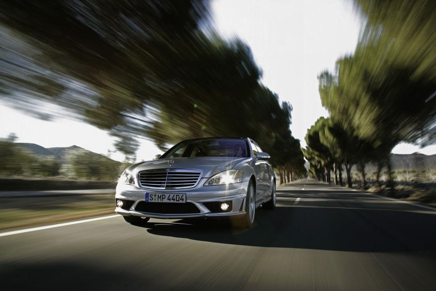  Mercedes-Benz S65 AMG 2007 года  (фото 20 из 27)